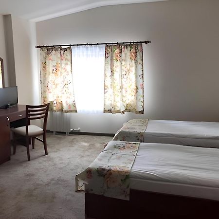 Dafovska Hotel Παμπόροβο Εξωτερικό φωτογραφία