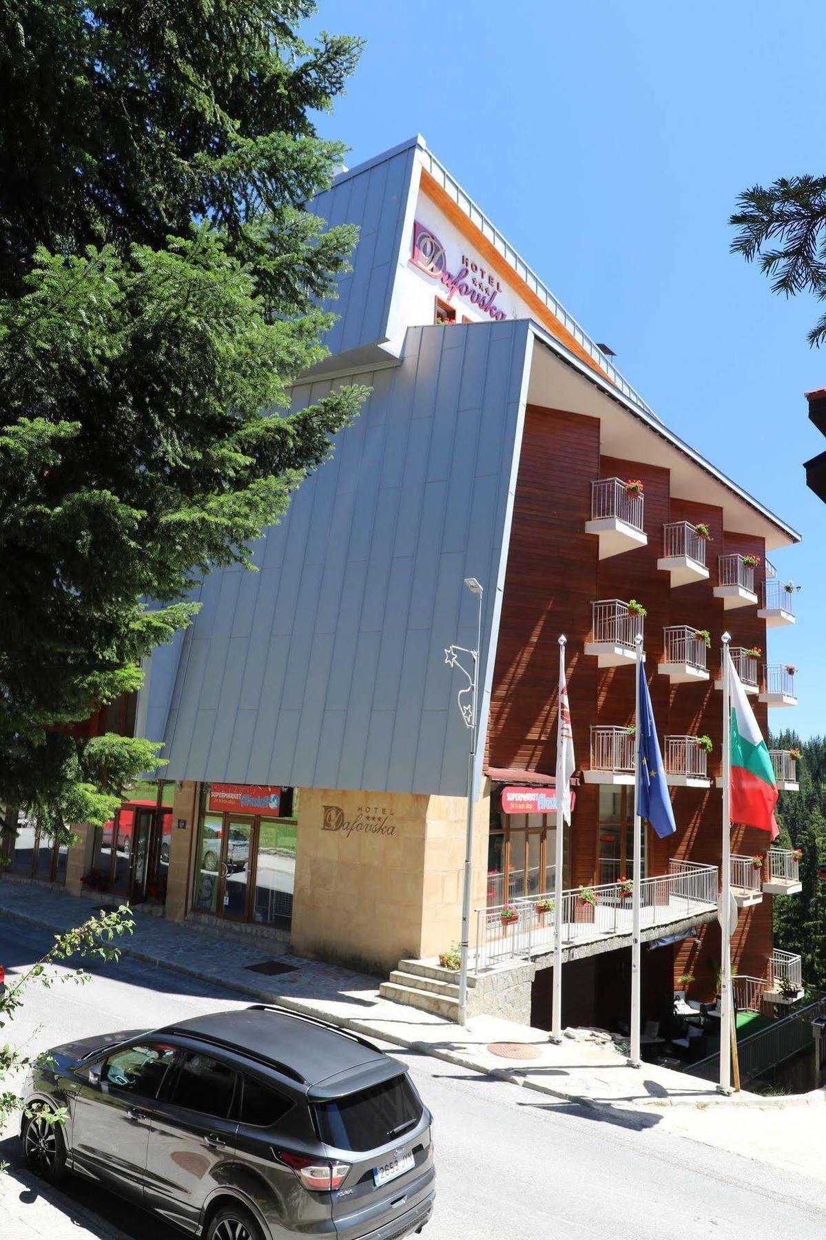 Dafovska Hotel Παμπόροβο Εξωτερικό φωτογραφία